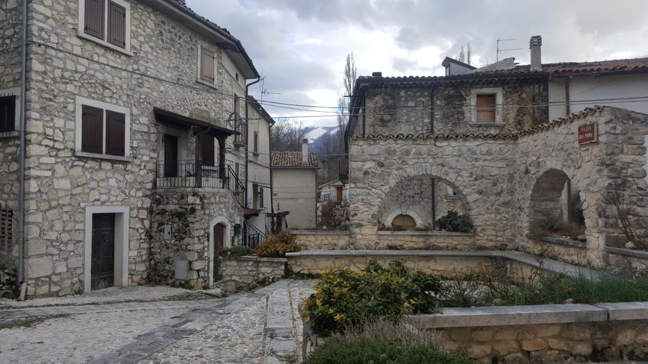 Le Dimore Di Angelo Sant'Eufemia a Maiella Exterior photo
